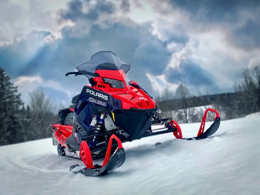 Polaris 650 INDY XCR 2025 : une motoneige de sentier qui répond à (presque) tous mes désirs
